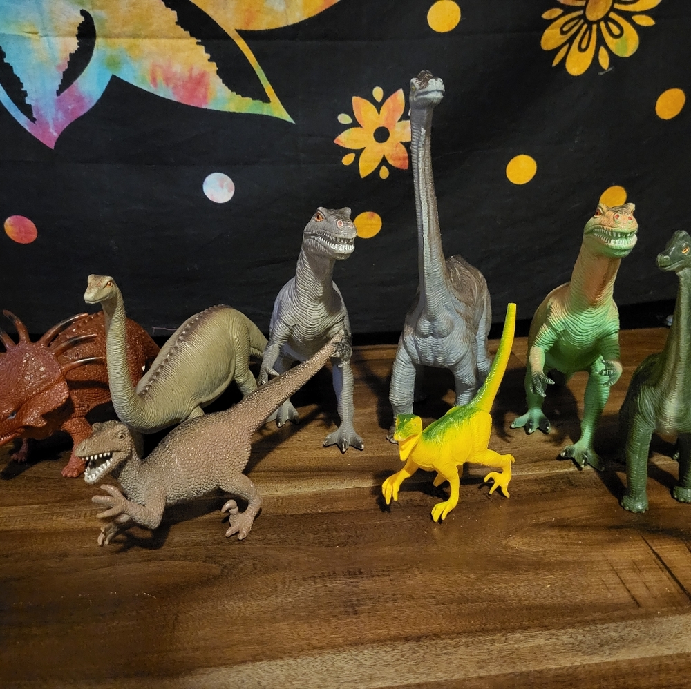 9 Large play dinosaur plastic